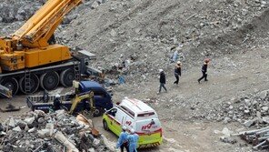 장위동 철거공사 매몰 작업자 25시간 만에 발견…“사망확인”