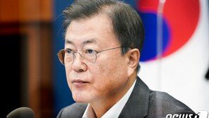 文대통령, 김기현 원내대표에 오찬 제안…金 “의미 없다” 거절