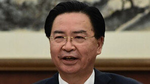 대만 외교부장 “민주국가” 발언에…中 “독립세력 제거” 경고