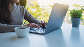 “직장인 88.3%, 주4일제 찬성… ‘수요일’ 가장 쉬고 싶더라”