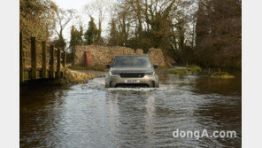 ‘랜드로버 뉴 디스커버리’ 공개… 다재다능 7인승 SUV