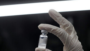 “화이자 1차접종 이달 셋째주 재개”…아스트라는 이르면 27일부터