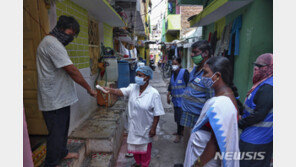 ‘국민 버렸다’ 반발 샀던 호주, 인도발 자국민 귀국 허용키로