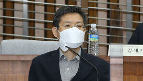 라임 피해자, 김부겸 청문회서 눈물 “의혹 펀드 알고 경악”