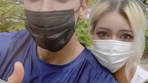 줄리엔강, 19세 연하 여자친구 공개