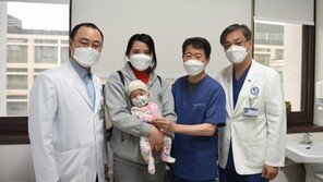 [이진한 의사 기자의 따뜻한 병원이야기]“돈 없어 치료 포기” 이주노동자 자녀에 도움의 손길