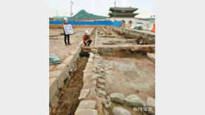 광화문광장에 묻혀 있던 ‘조선 육조거리’ 흔적 발굴