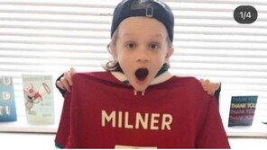 축구 수업 중 벼락맞아 숨진 英소년…위로·후원 쏟아져