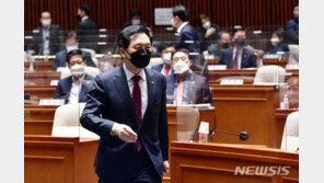 국민의힘, 박준영 사퇴에도 “임·박 더 문제…文대통령 사과해야”