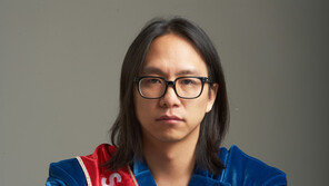 NFT매니아(NFTMANIA) “미디어 작가 송호준과 스타 NFT 프로젝트 진행”