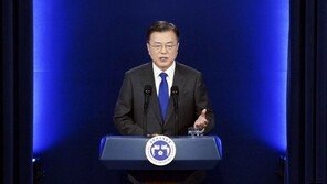 文대통령, 與에 “다양한 의견 하나로 모아가야”…당정청 ‘분열’ 경계