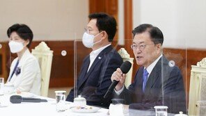 文대통령 “남은 1년, 성공적 마무리 위해 원팀 노력할 것”