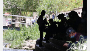 [날씨]서울 30.8도, 올들어 최고기온…무더위 15일 비 오며 주춤