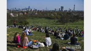 영국, 인도발 변이 바이러스 급증…백신 2차 접종 앞당긴다