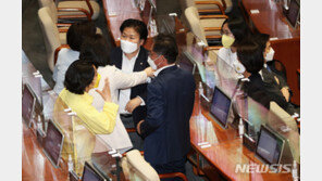 與 문정복, 정의당 사과 요구에 “정쟁화 깊은 유감”