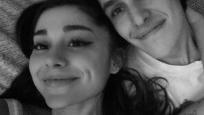 아리아나 그란데, 결혼했다…남편은 2세 연하 부동산 중개인