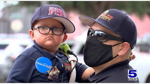 美 뇌종양 소년, 소방관 꿈 이뤘다…무슨 사연?