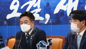 김부겸 “오른 집값, 사회환원돼야”… 종부세 완화 송영길과 충돌 