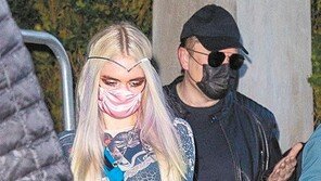 머스크, 가상화폐 폭락시킨 그날 ‘가상화폐 테마 파티’ 