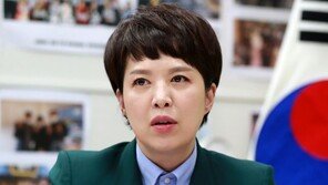 ‘당권주자’ 김은혜 “본인 성찰보다 남 탓 제도 탓” 나경원 직격