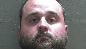  11살 소녀, 칼든 30살男 납치 기도에 격렬 저항 탈출