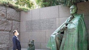 靑 “바이든, 남북교류 인정한것”… 美 “김정은 만남 최우선 아니다” 