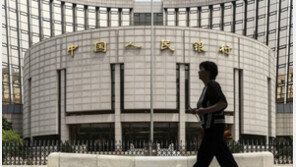 미중 잇달아 암호화폐에 칼 빼들었다…코인러들 어쩌나