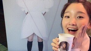 박소담, 영화 ‘유령’ 촬영 중…“정재 선배님 감사!!”