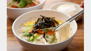 안치고, 뜸들이고, 묵히고, 한소끔 끓이고… 엄마의 부엌 연금술