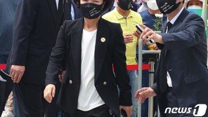 추미애 “정치검찰 보며 노무현 떠올려”…박범계 “지켜주소서”