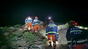 ‘21명 사망’ 중국 마라톤 대회…양치는 목동이 6명 구했다