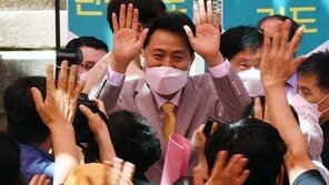 오세훈 첫 추경…시민 5만명에 ‘서울형 스마트밴드’ 보급