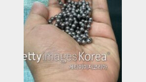 달리는 차에 ‘쇠구슬 테러’ 유리창 박살…국과수 분석 의뢰