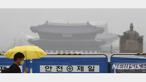 [날씨]27일 곳곳 비·돌풍·천둥·우박·번개…요란한 한반도