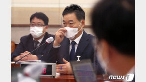 김오수 청문회, 여야 말싸움에 대치 격화…서로 사과 요구하며 파행