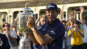 PGA메이저 최고령 우승 필 미컬슨, 노익장 과시하나