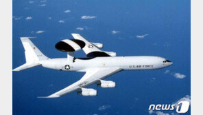北 당대회 때 떴던 美조기경보기 E-3B ‘센트리’ 26일 한반도 전개