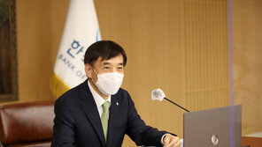 이주열 한은 총재 “美 연준 완화유지에도 국내 상황 맞춰 속도조절할 것”