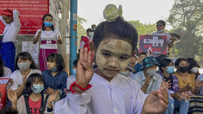 反군부진영 “미얀마 쿠데타 이후 어린이 최소 73명 피살”