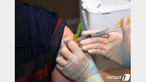 3분기 우선접종 윤곽…7월엔 ‘50대, 고3, 초·중·고 교사’ 대상