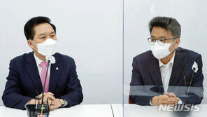 이철희 “김기현 바이든 비판에 文대통령 난처해 하더라”