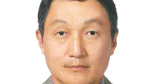 아워홈 부회장 보복운전… 車로 운전자 밀어붙여 