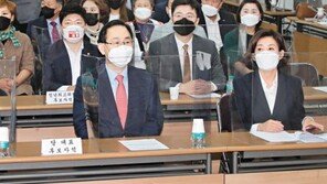 보수정당 黨心 ‘미래-세대교체’로… 이준석, 당원 투표도 1%P차 2위 