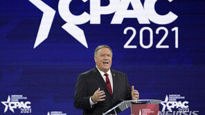 폼페이오 “우한연구소, 군사활동”…코로나 유출설 주장