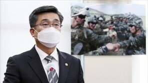 軍 “내년 급식비 25% 오른 1만1000원…조리병 확대 검토”