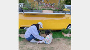 최지우, 폭풍성장한 13개월 딸과 행복한 일상 공개