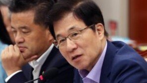 신경민 “조국 책 꼭 내야만 했나,  왜 지금?”