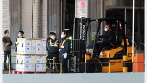 모더나 5만5000회분 1일 도착…2일 화이자 65만회분 공급