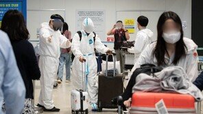 AZ백신, 영국 변이 예방도 가능…“국내 요양시설 감염서 확인”