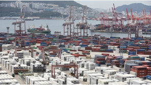 [사설]7개월 연속 수출 급증에도 고용은 알바만 느는 현실